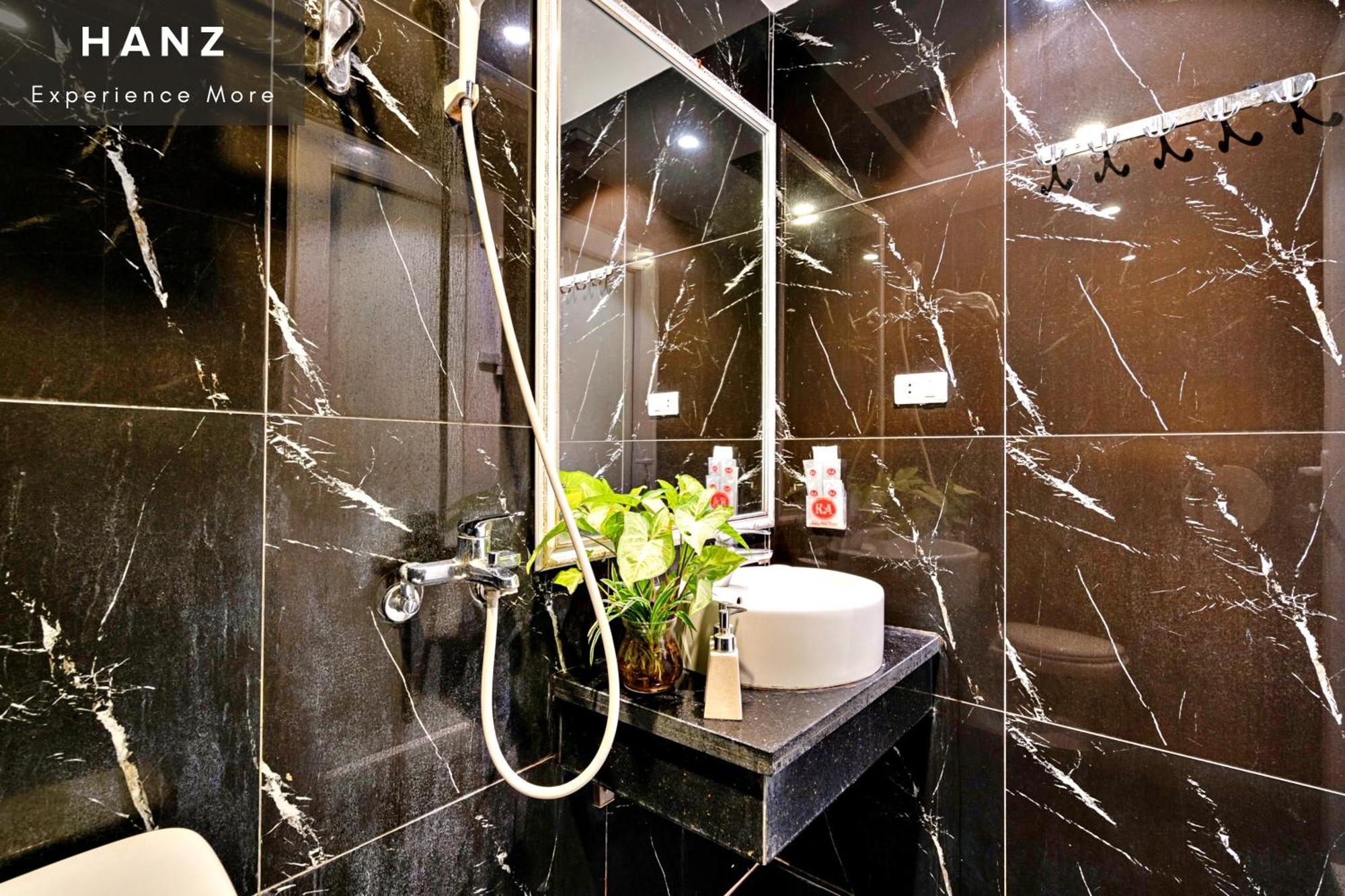 Kieu Anh Hotel Ha Noi Hanoi Buitenkant foto
