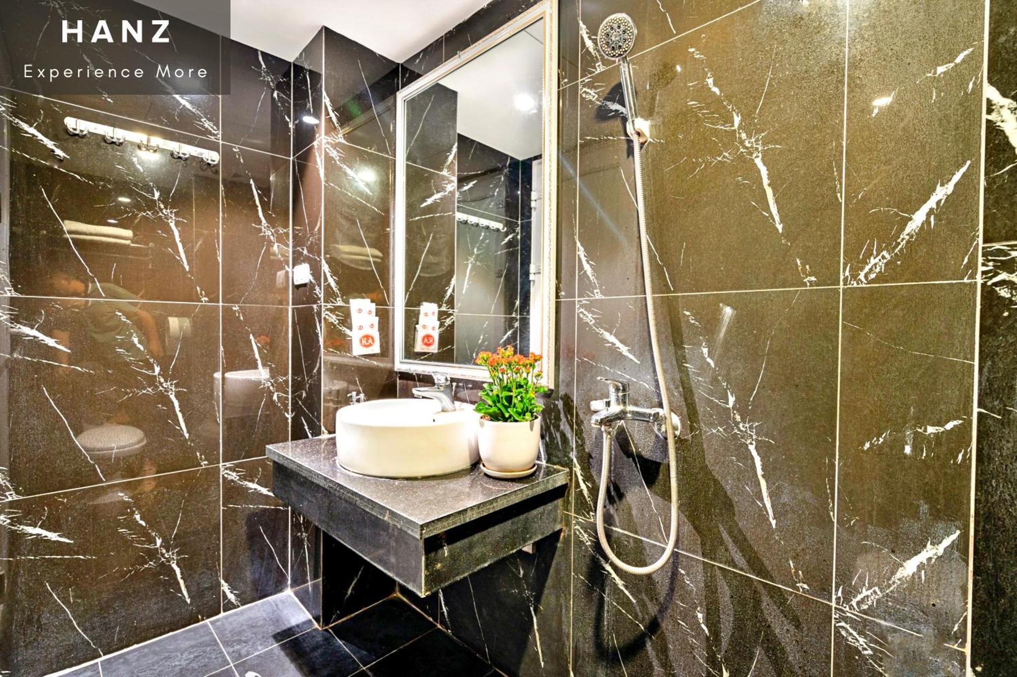 Kieu Anh Hotel Ha Noi Hanoi Buitenkant foto