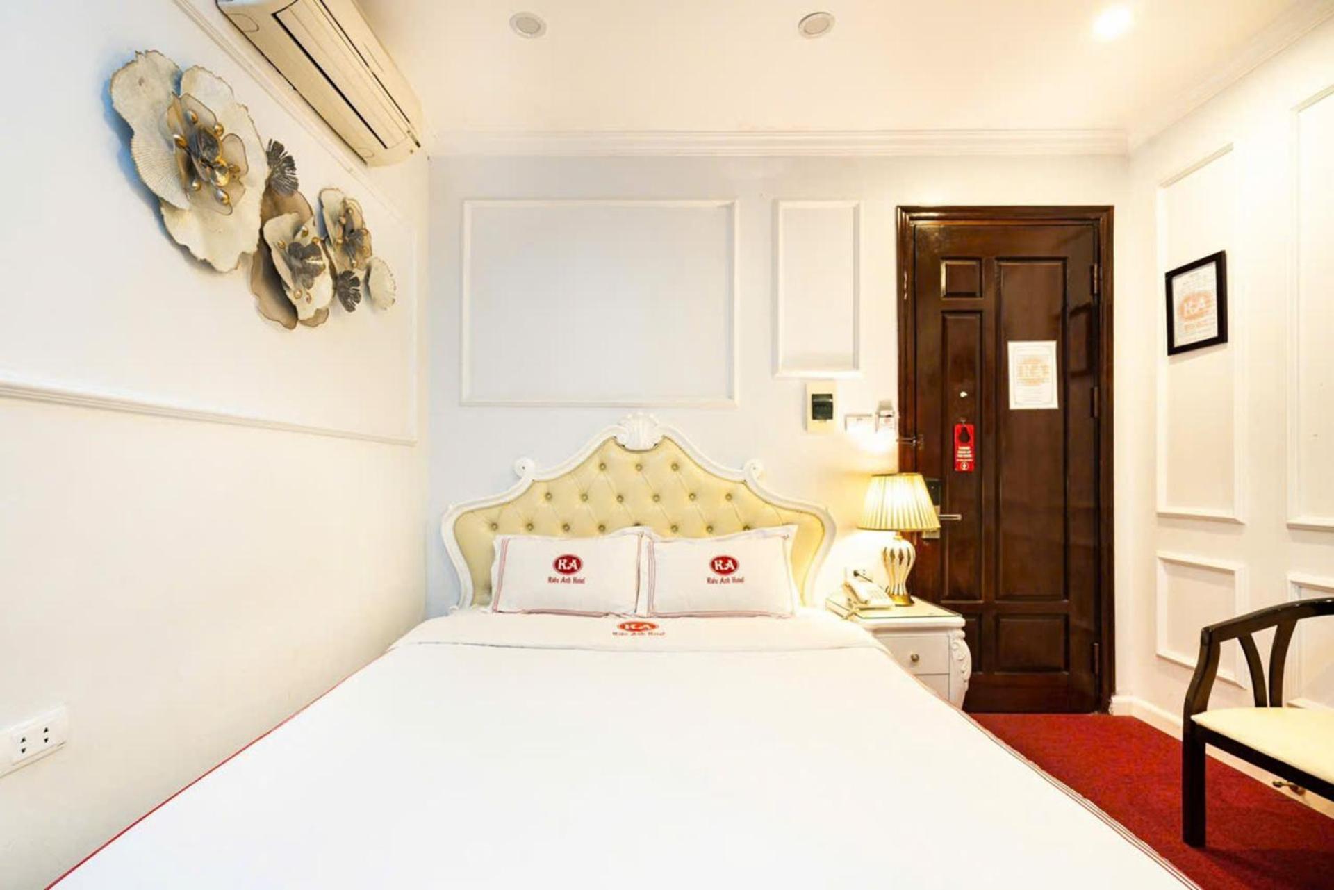 Kieu Anh Hotel Ha Noi Hanoi Buitenkant foto